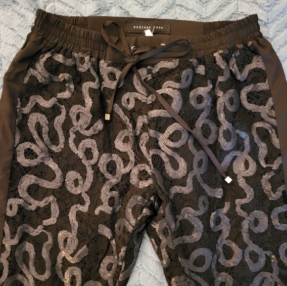 Lace and sequin dressy jogger size small - Picture 4 of 6
